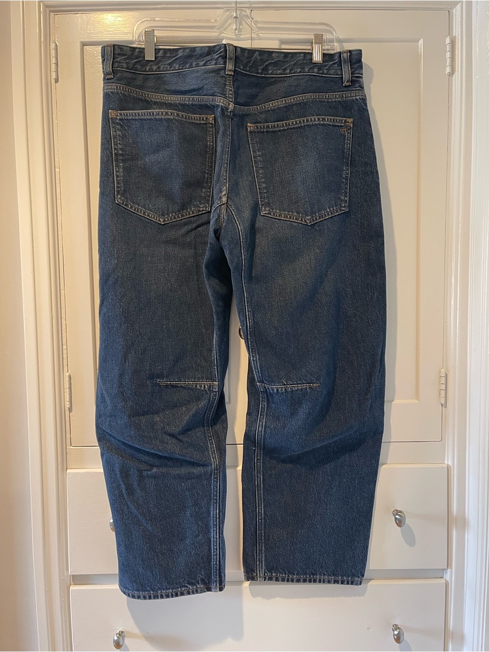 Madewell Darted Barrel-Leg Jeans - Picture 3 of 3